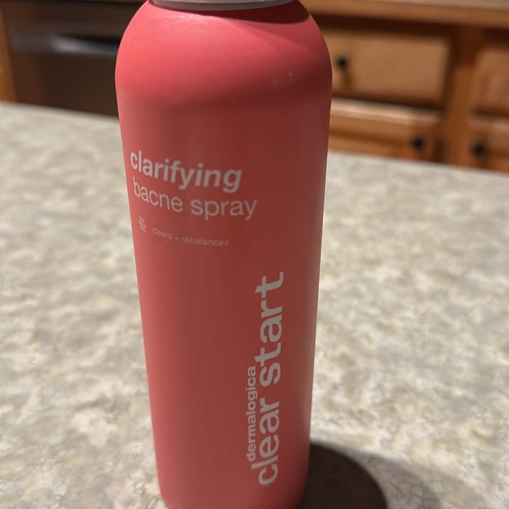NWOT clarifying bacne treatment - dermalogica clear start- seal in tact!